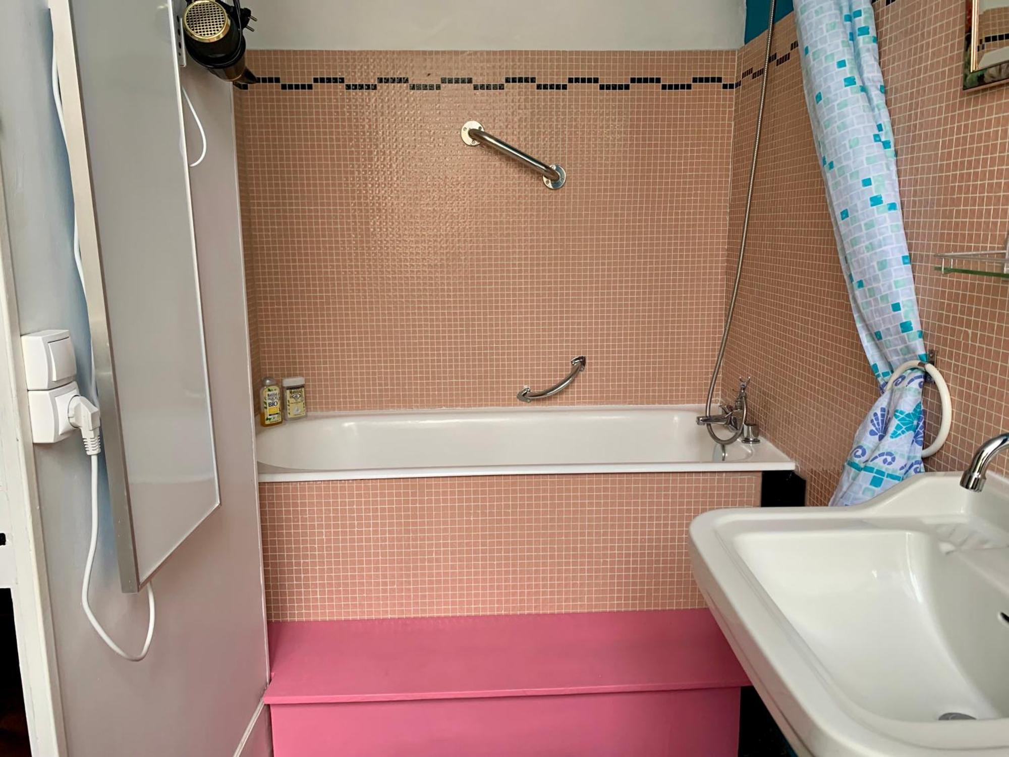 Bed and Breakfast Yxie - Manoir Des Arts Villeblevin Zimmer foto